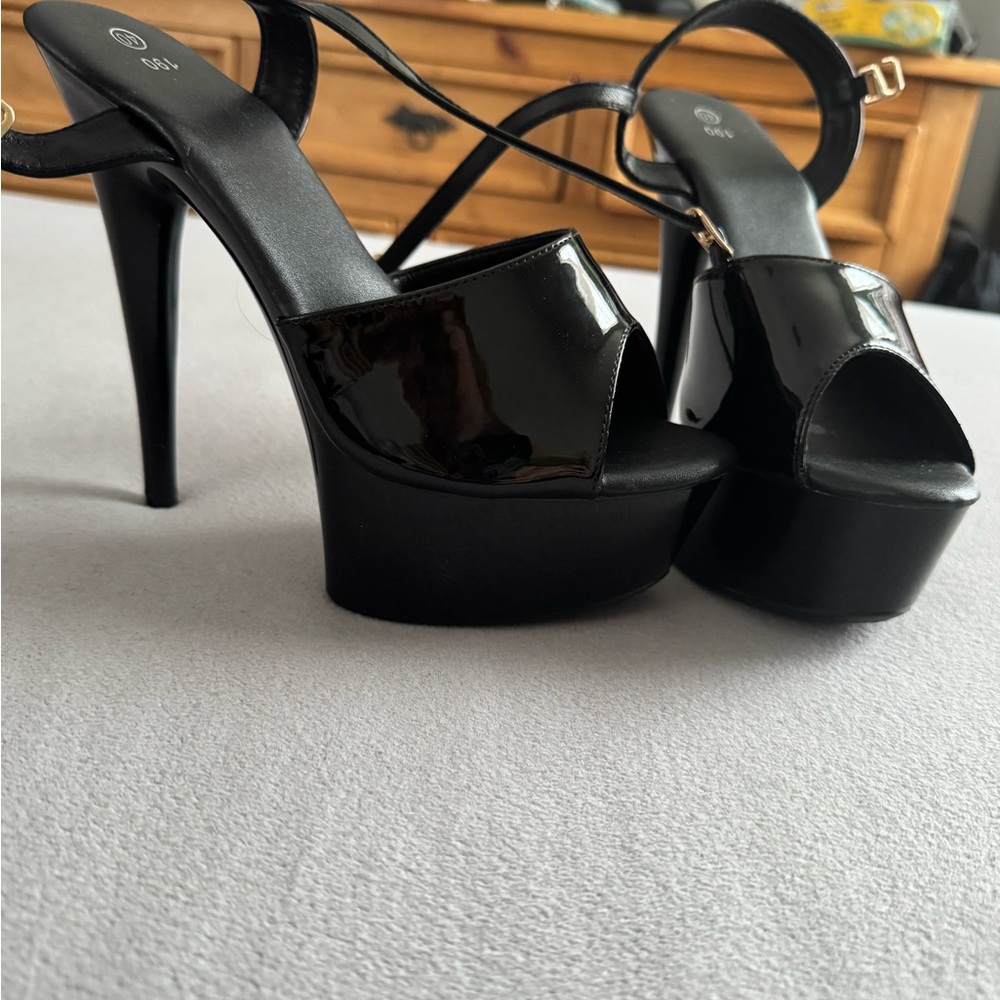 Dancer shoes